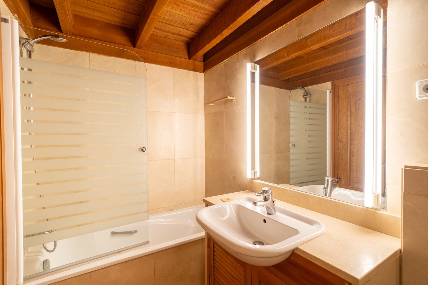 Casa independiente en Urb. las encinas Barrio Monteclaro - Foto 32