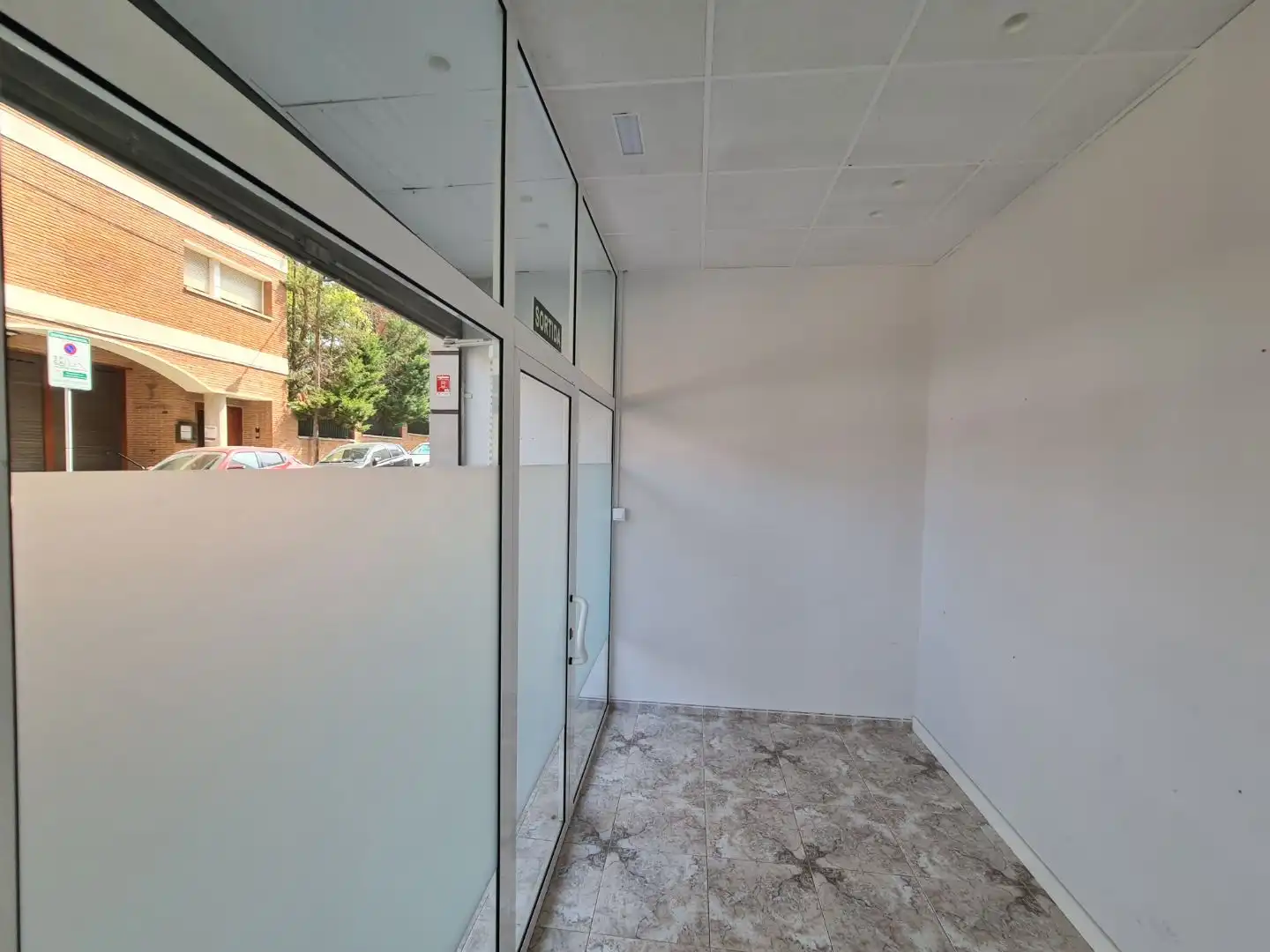 Local comercial en  Carrer Jacint Verdaguer 32 - Foto 77