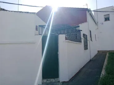 Chalet en Calle Barbara - Foto 2