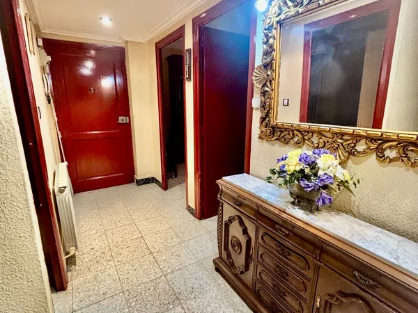 Piso en Barrio Pol Universidad Romareda - Foto 6