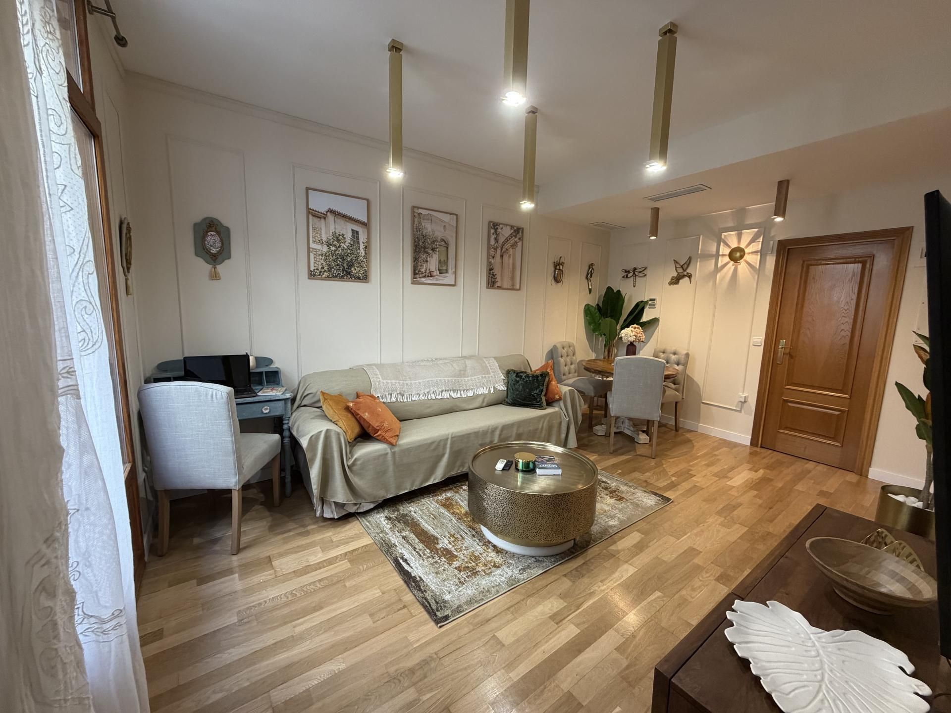 Apartamento en  Carrer del Músic Peydró 18 - Foto 2