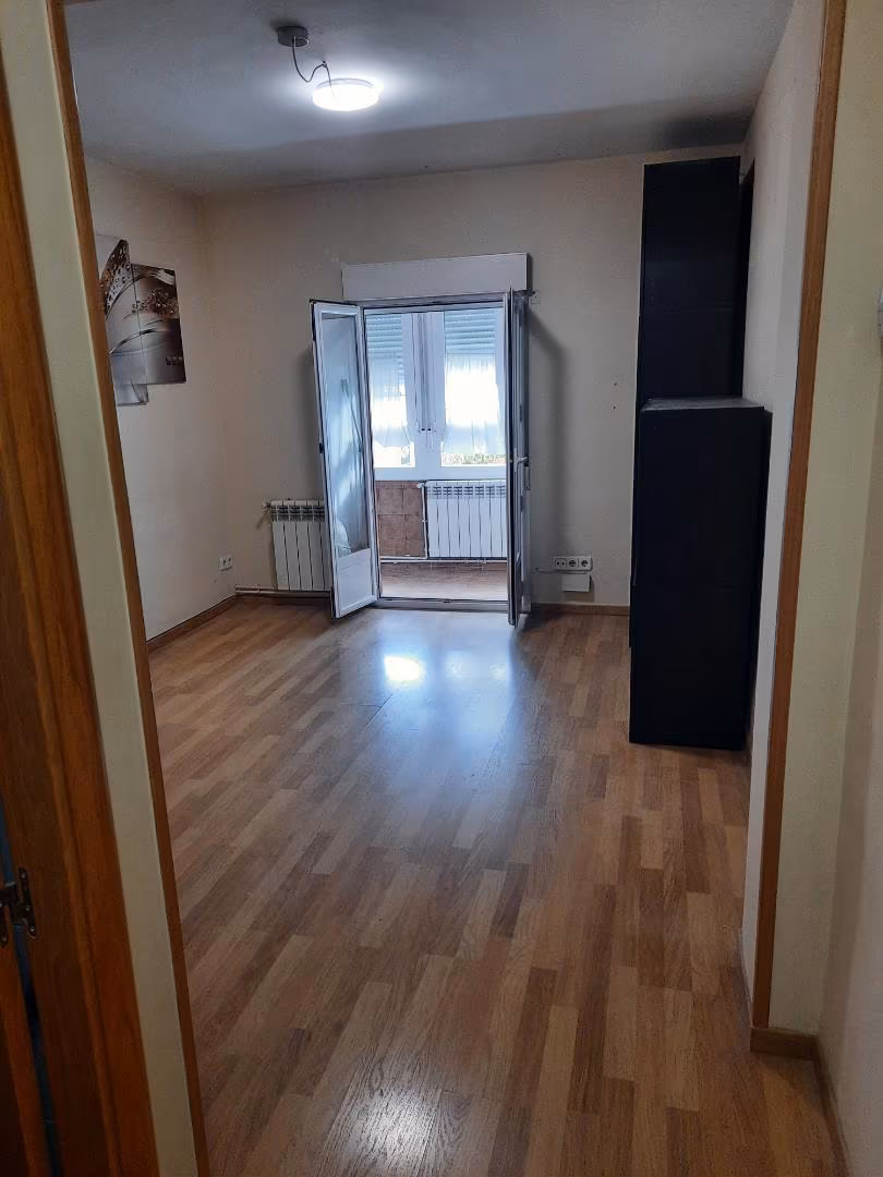 Piso en  Calle de San Restituto 8 - Foto 5