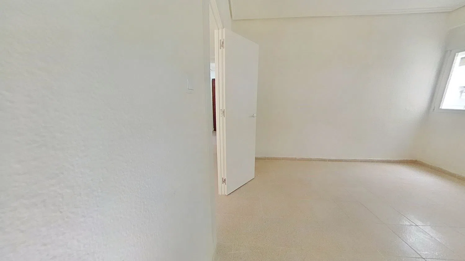 Piso en Barrio La Raiosa - Foto 6