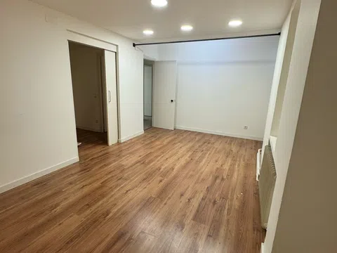 Piso en calle de Víctor de la Serna, 17