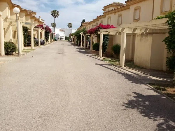 Chalet adosado en Calle Escipión, 20, Novo Sancti Petri, Novo Sancti Petri - Foto 2