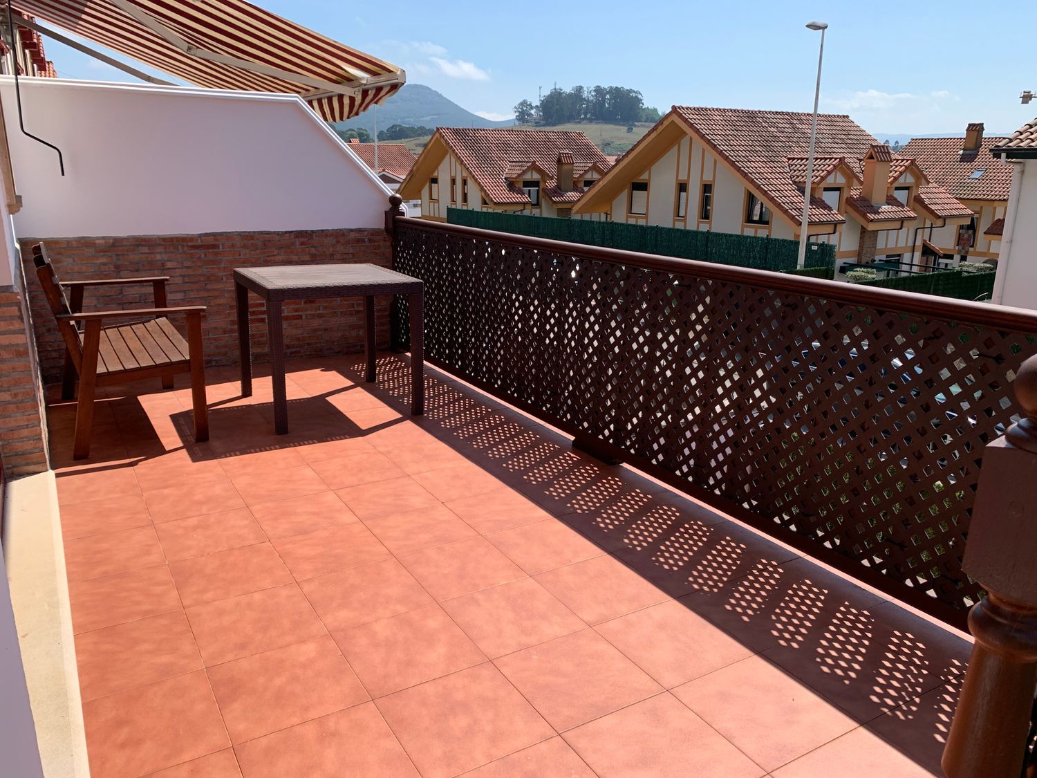 Chalet pareado en Calle Las Clavelinas, 28 - Foto 3