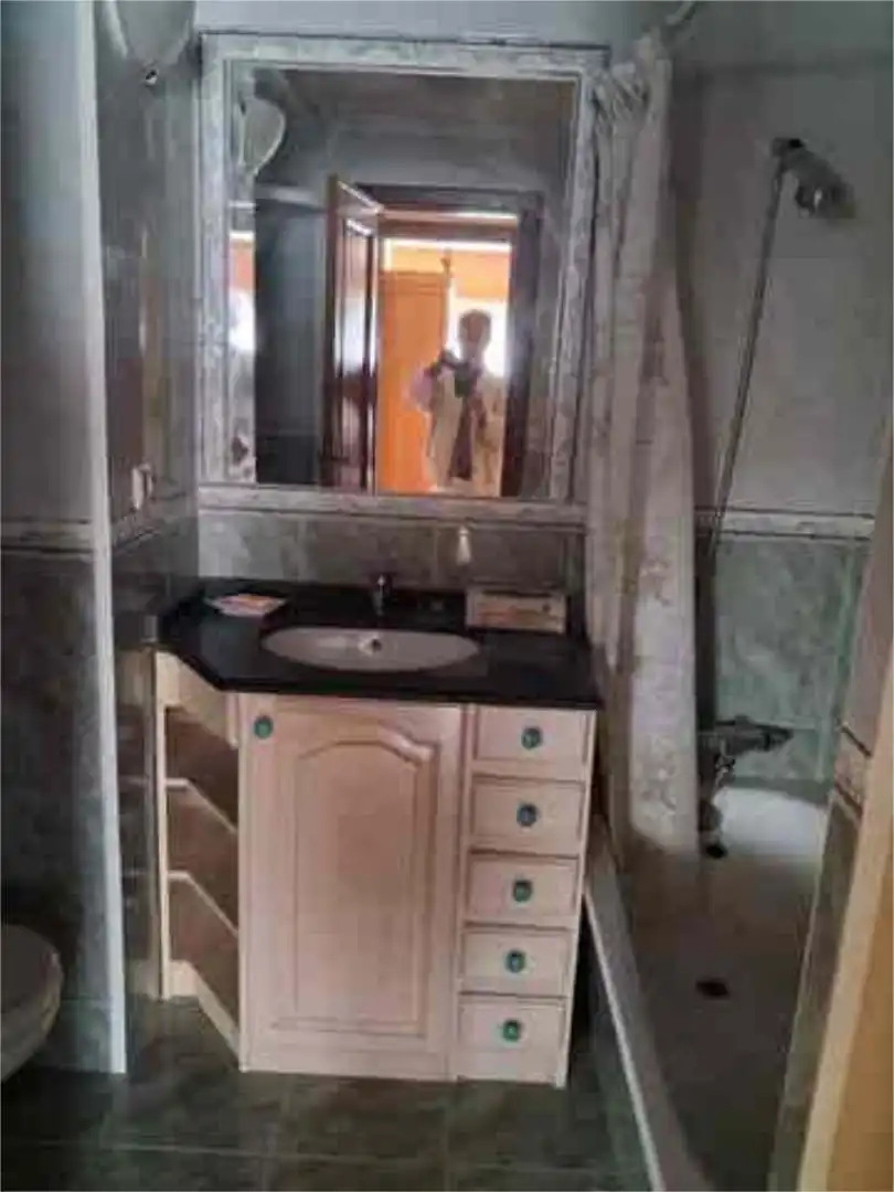 Apartamento en Avenida de los Reyes Católicos - Foto 8