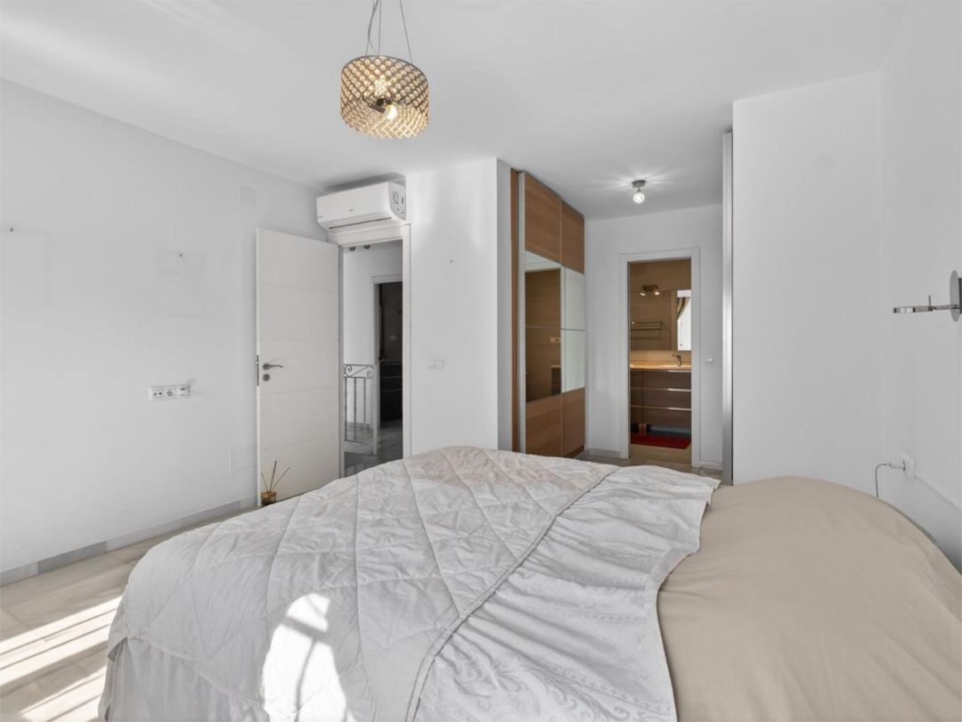 Casa adosada en  Calle Almería 64 - Foto 11