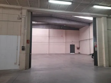 Nave Industrial en  Carrer dels Motors - Foto 3