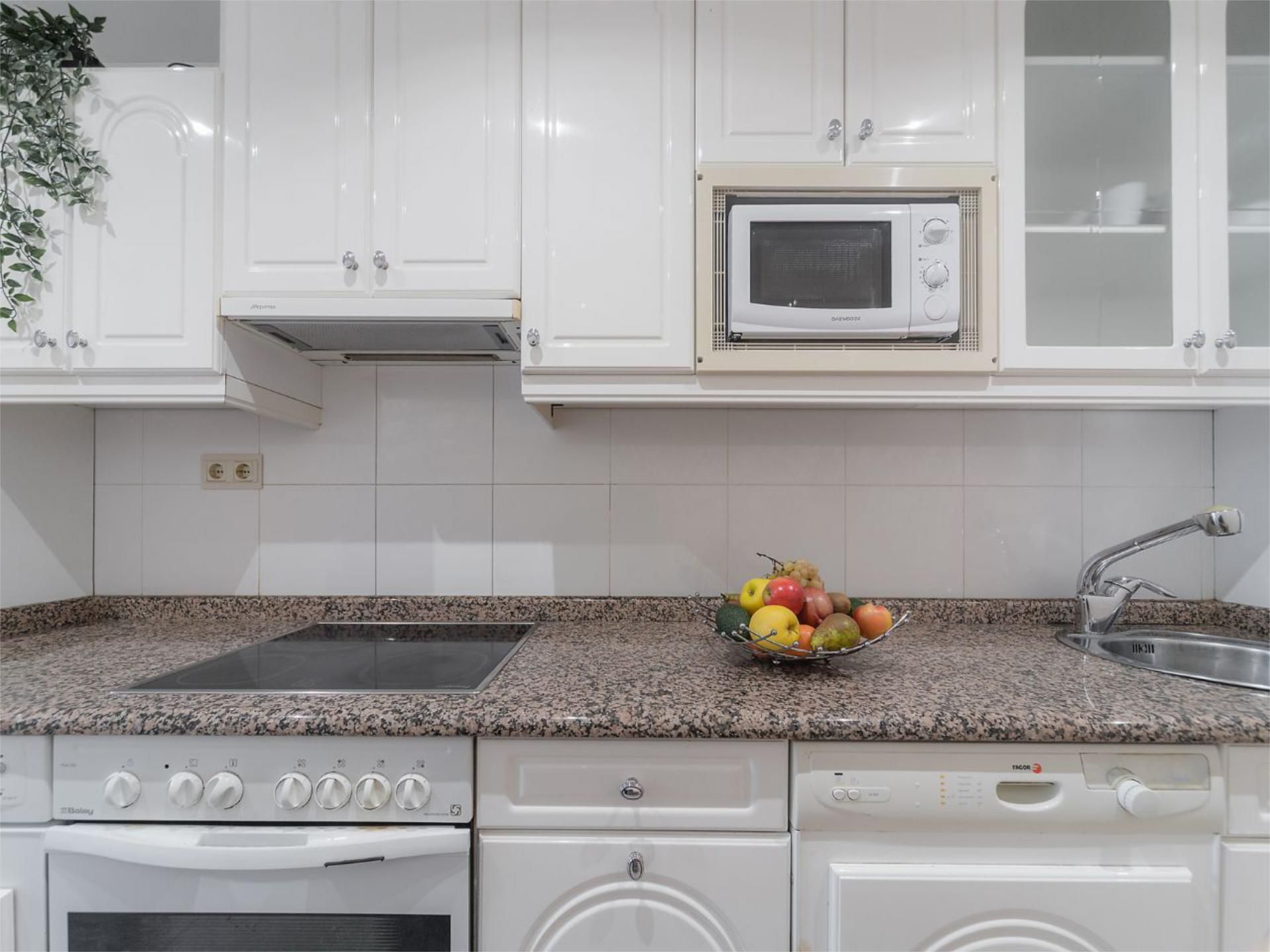 Piso en  Calle de Irunlarrea 50 - Foto 14