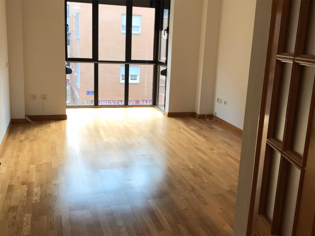 Piso en  Avenida de Pedro Diez 6 - Foto 3