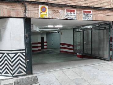 Garaje en  Calle Solarillo de Gracia 42 - Foto 1