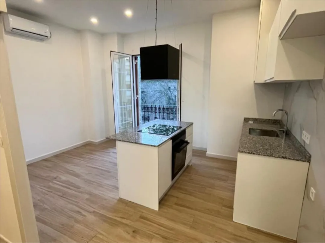 Piso en  Plaça Ruperto Chapí 2 - Foto 6