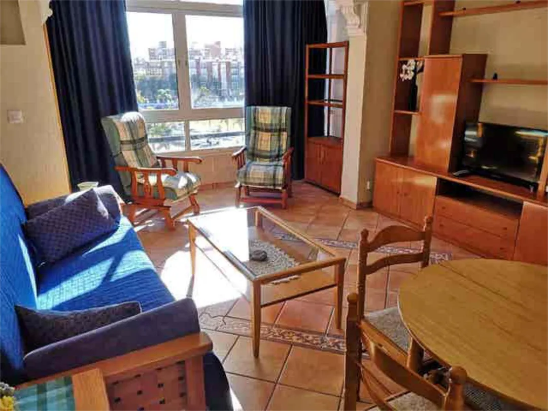 Apartamento en centro cultural Pablo picaso - Foto 1