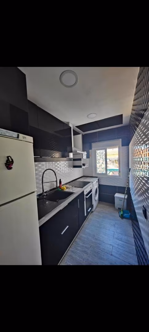 Piso en  Calle de los Carrascales 4 - Foto 3