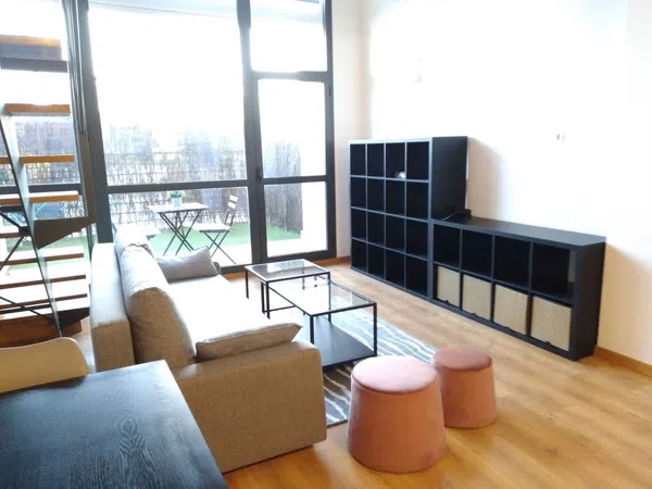 Estudio en Avenida de los Artesanos, 16 - Foto 1