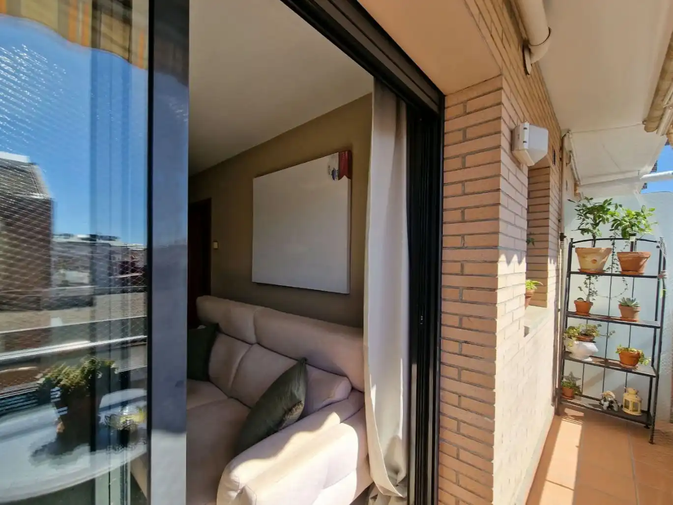 Piso en  Carrer d'Àngel Guimerà 135 - Foto 4