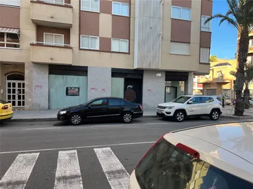 Local comercial en  Avinguda Sant Francesc 18 - Foto 3