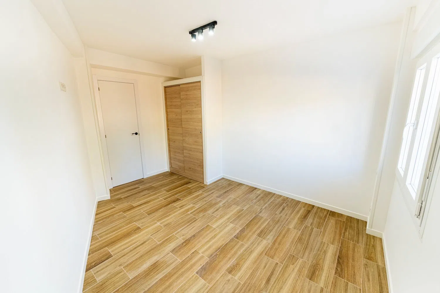 Piso en calle Clara Campoamor, 57 - Foto 9