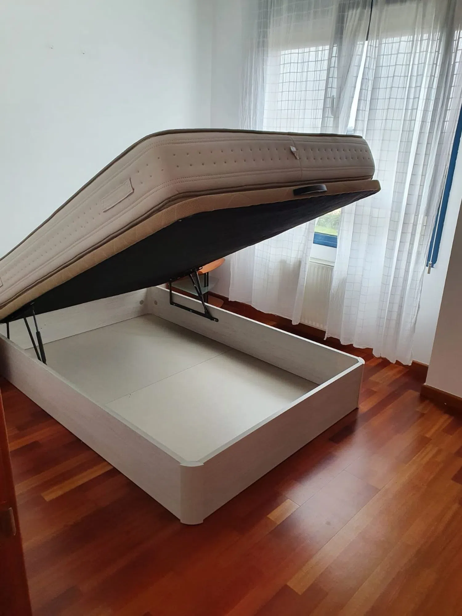 Piso en calle María Tudor, 12 - Foto 9