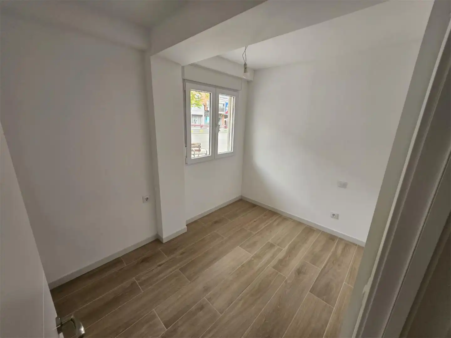 Piso en  Calle del Marqués de la Valdavia 45 - Foto 4