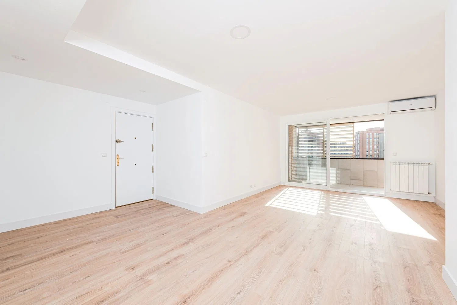 Piso en calle de la Condesa de Venadito - Foto 4