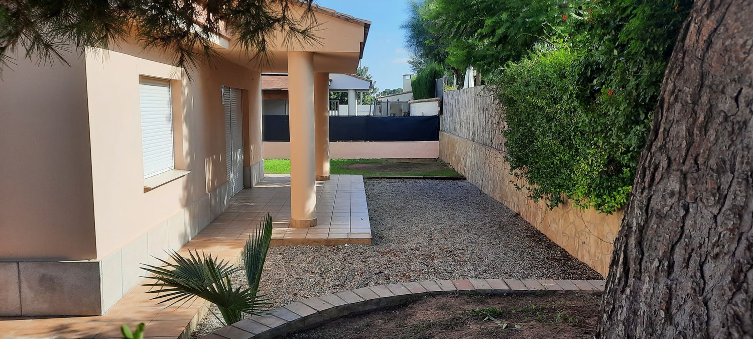 Casa o chalet independiente en Calle Poqueta Nit, 33, La Conarda-Montesano, La Conarda-Montesano - Foto 3