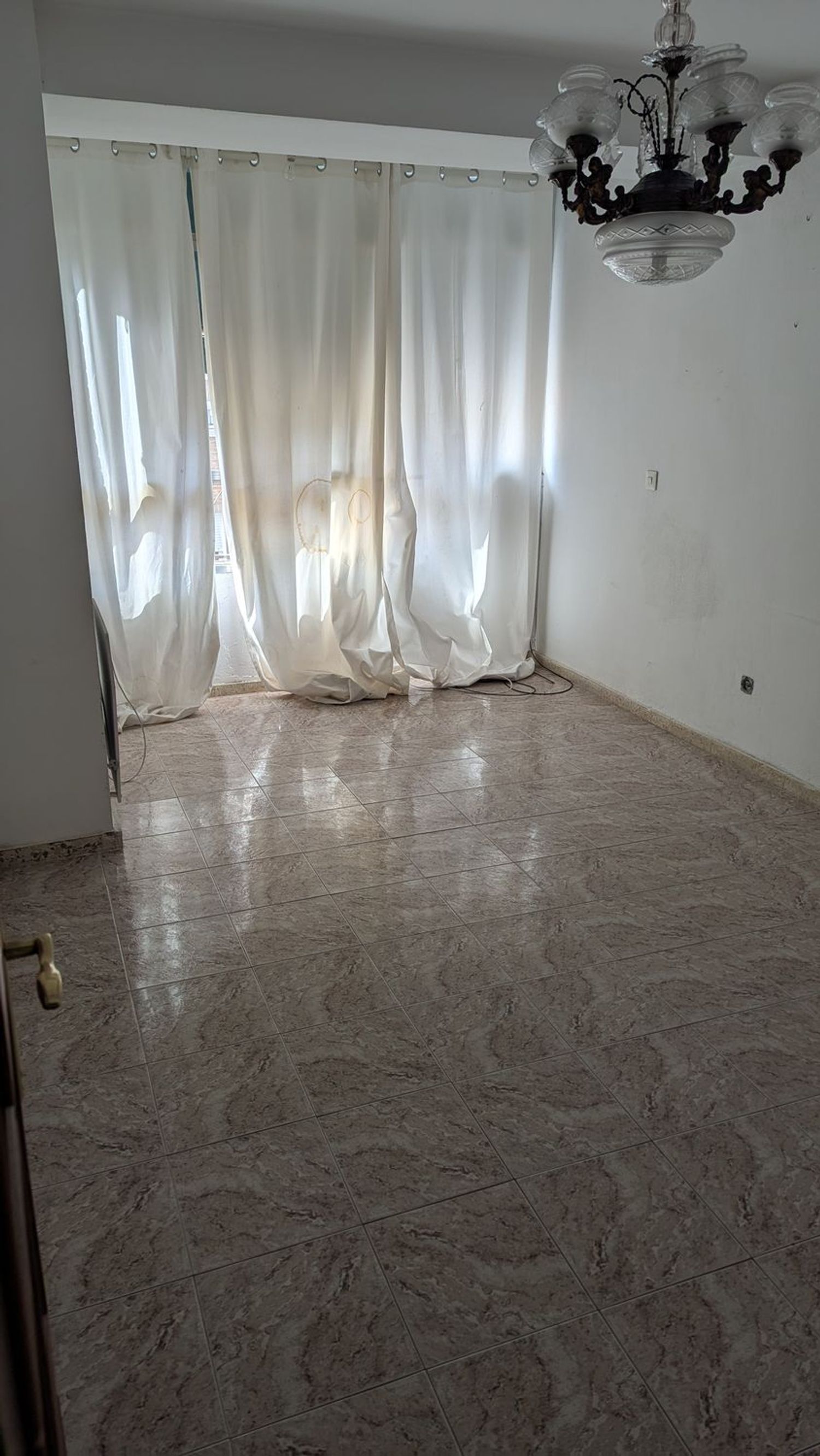 Piso en Calle Victoria, 96 - Foto 2