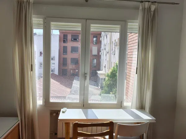Estudio en calle de Galileo, 27