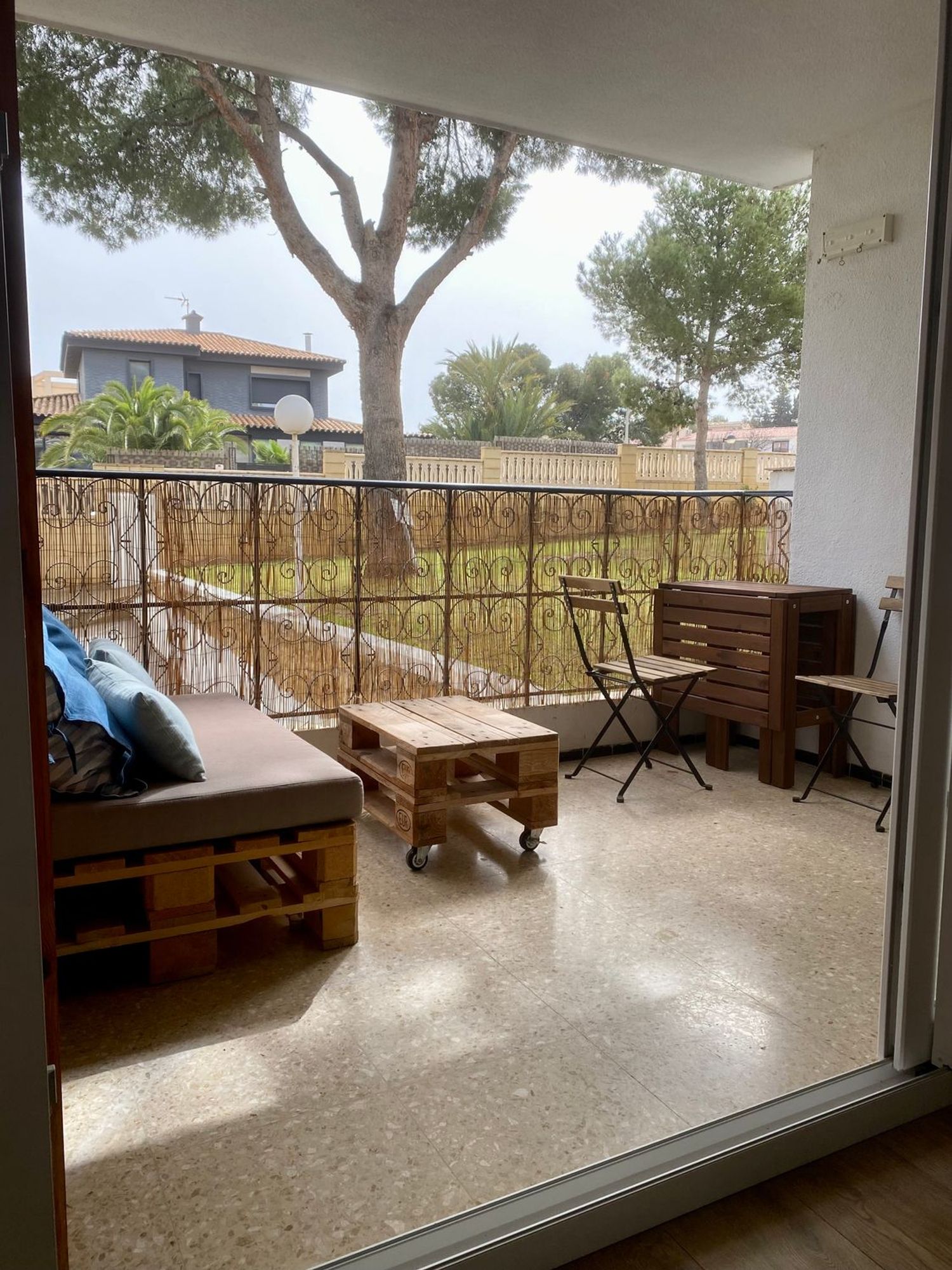 Piso en calle Elisa Tomàs Yusti, 4 - Foto 1