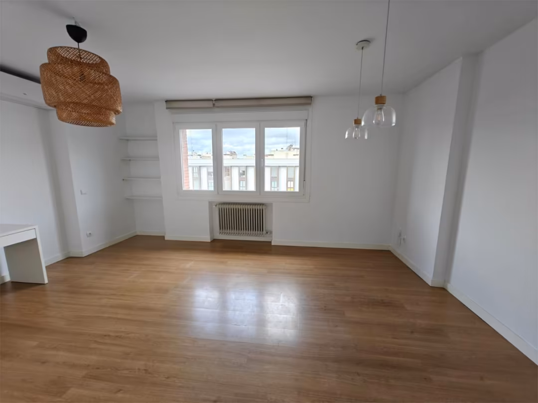 Piso en  Calle de la Infanta Mercedes 61 - Foto 3