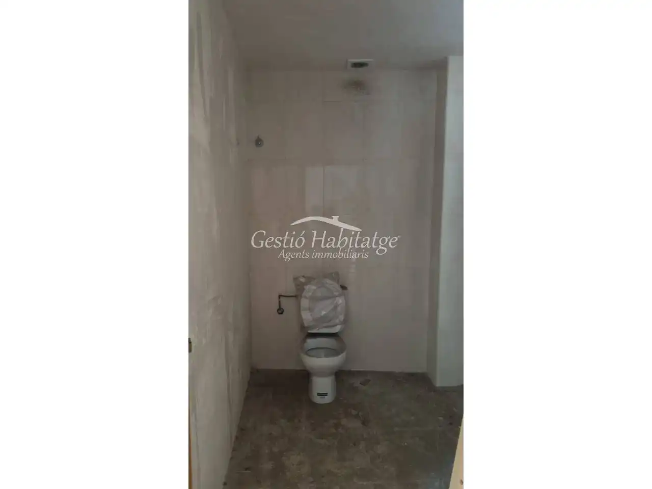Local comercial en Badalona - Foto 4