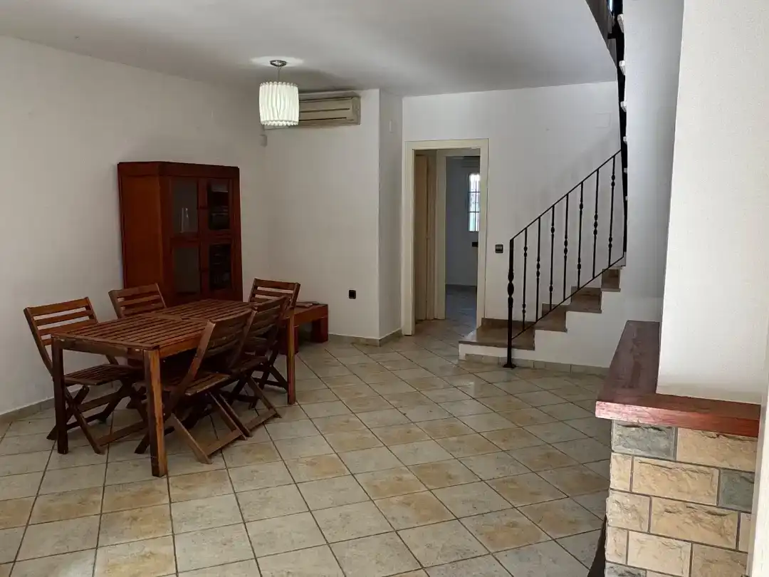 Casa adosada en  Passatge Pere Romeu 16 - Foto 4
