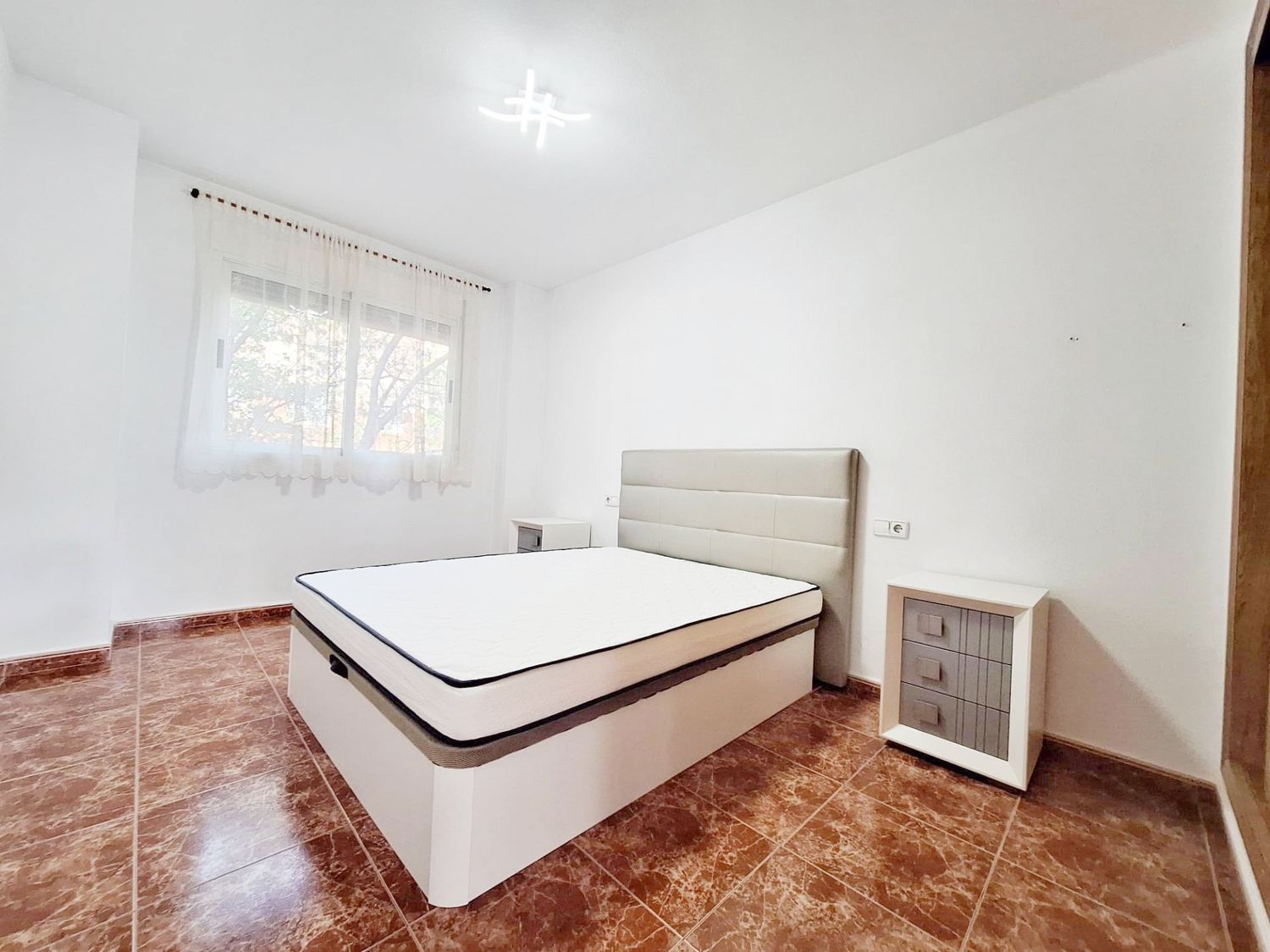 Piso en calle Acropolis, 31 - Foto 7