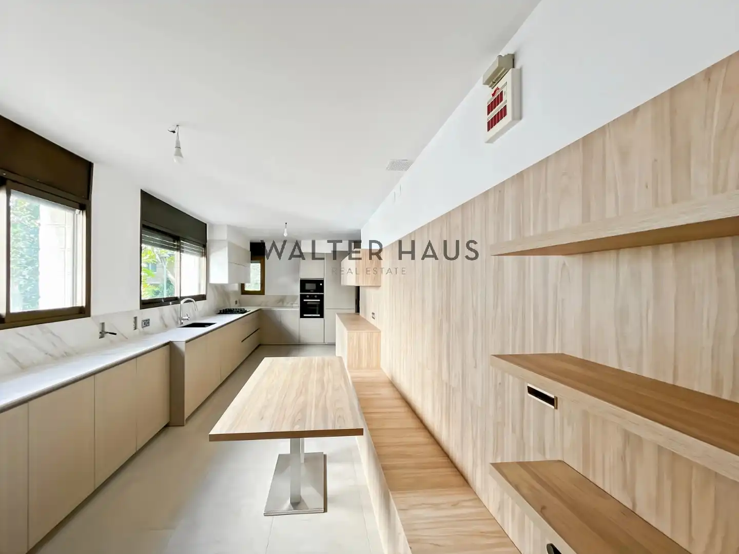 Chalet en  Carrer d'Àngel Guimerà - Foto 9