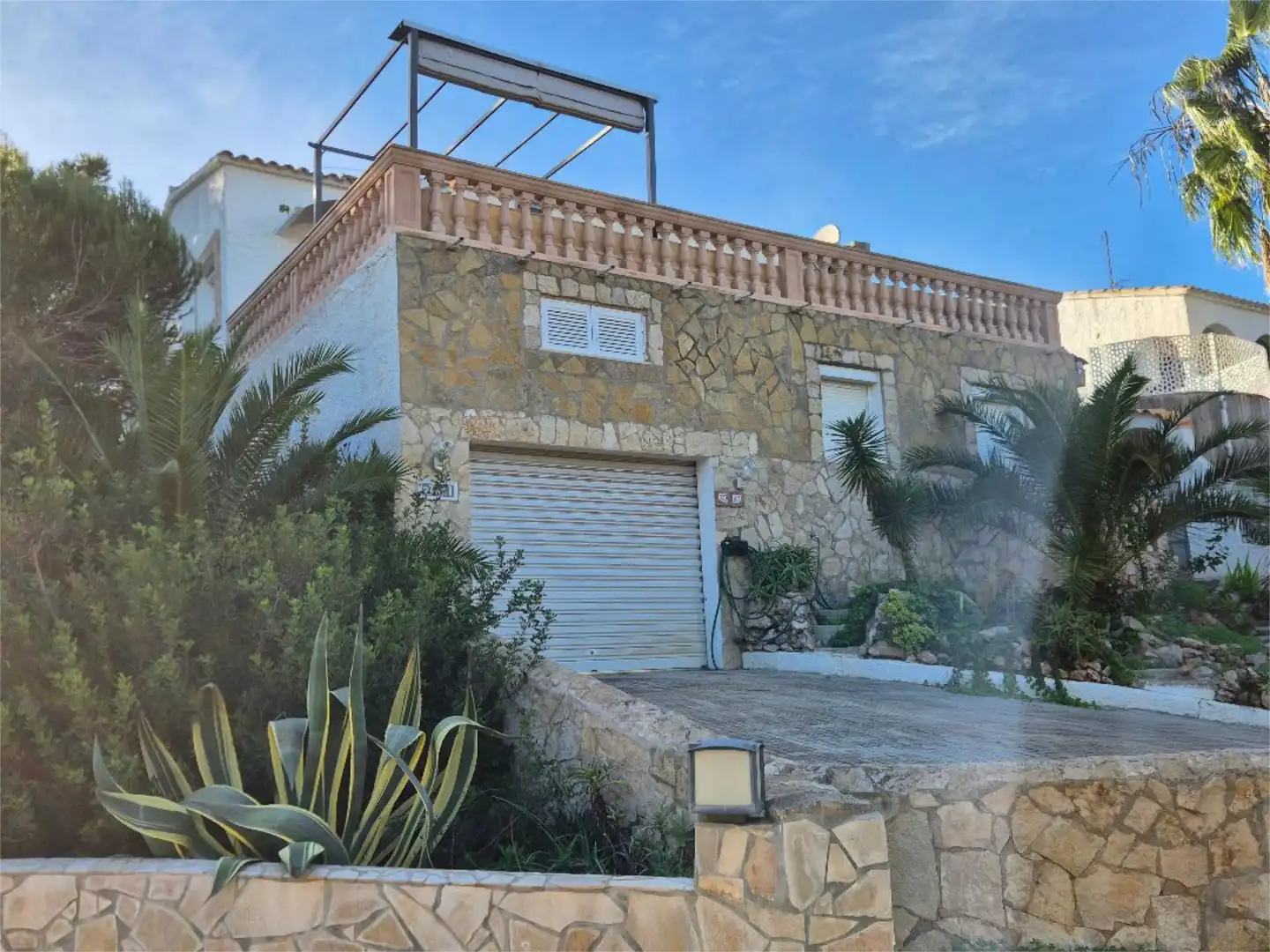 Chalet en  Carrer de les Petúnies 37 - Foto 2