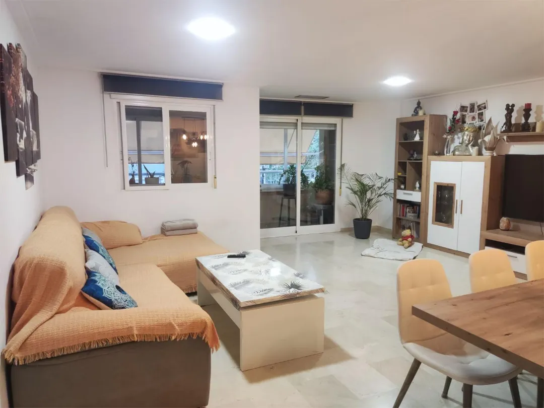 Piso en  Carrer Antonio Cartagena 2 - Foto 2