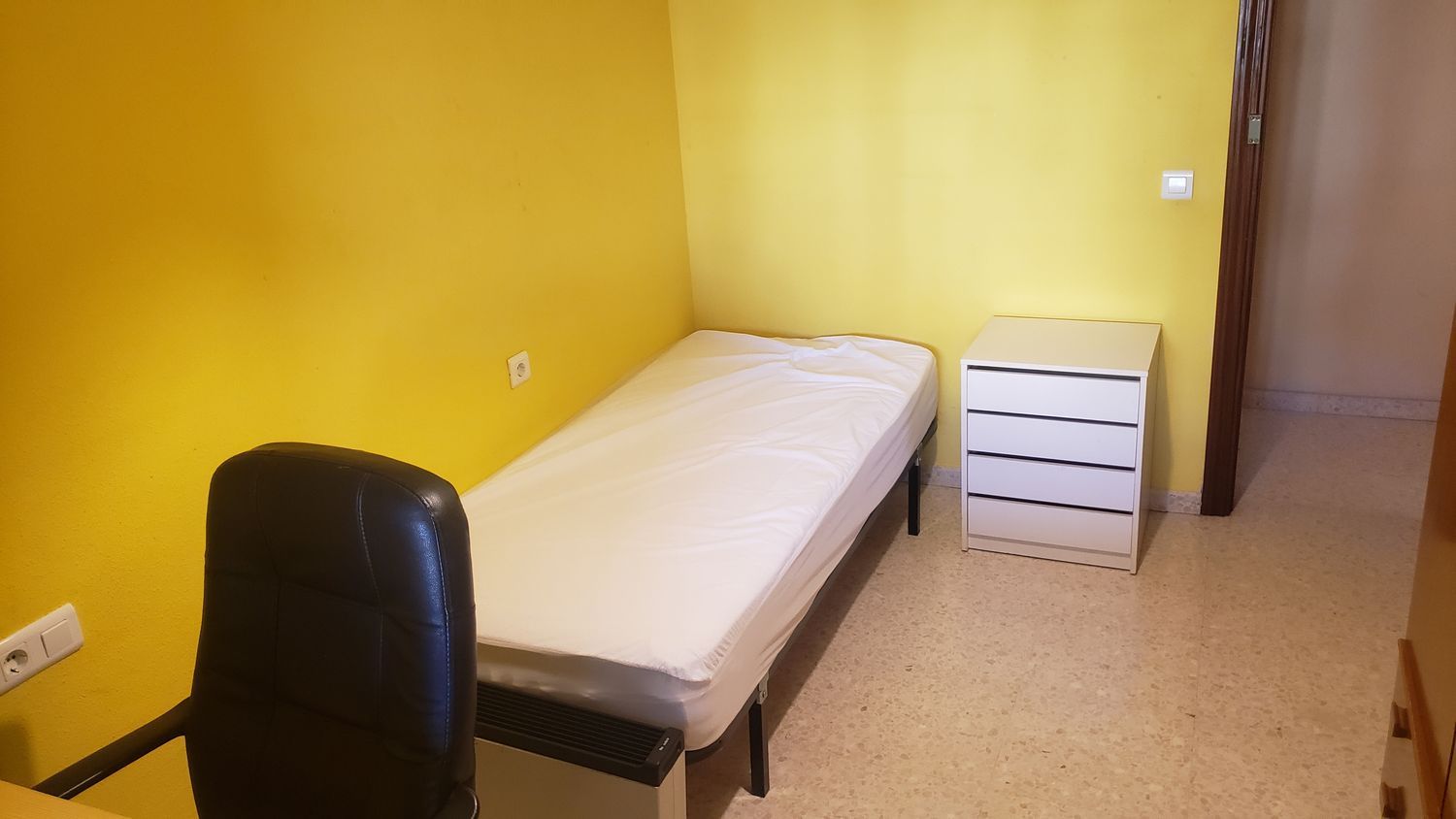 Piso en Calle Navarro Ledesma, 225, El Consul - El Romeral - Foto 3