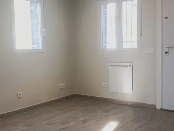 Piso en calle Uría, 27