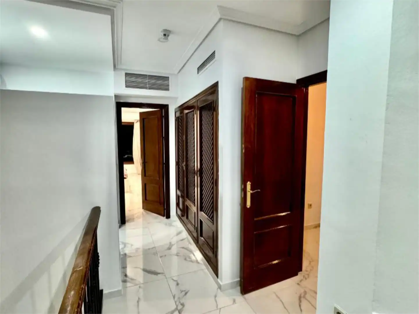 Dúplex en  Avenida Almirante León Herrero 11 - Foto 4