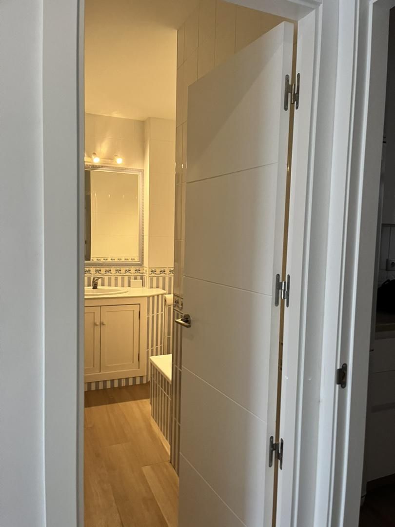 Piso en  Avenida de Medina Azahara 27 - Foto 6