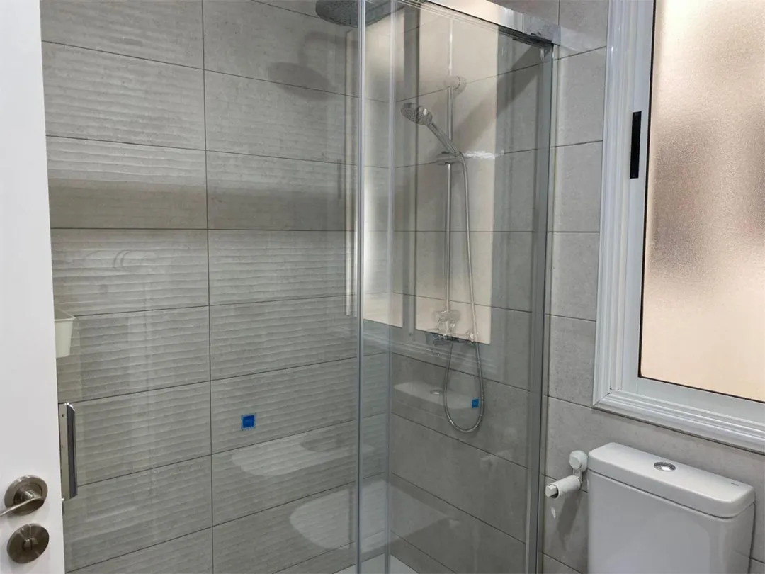 Piso en  Calle la Marina 63 - Foto 8