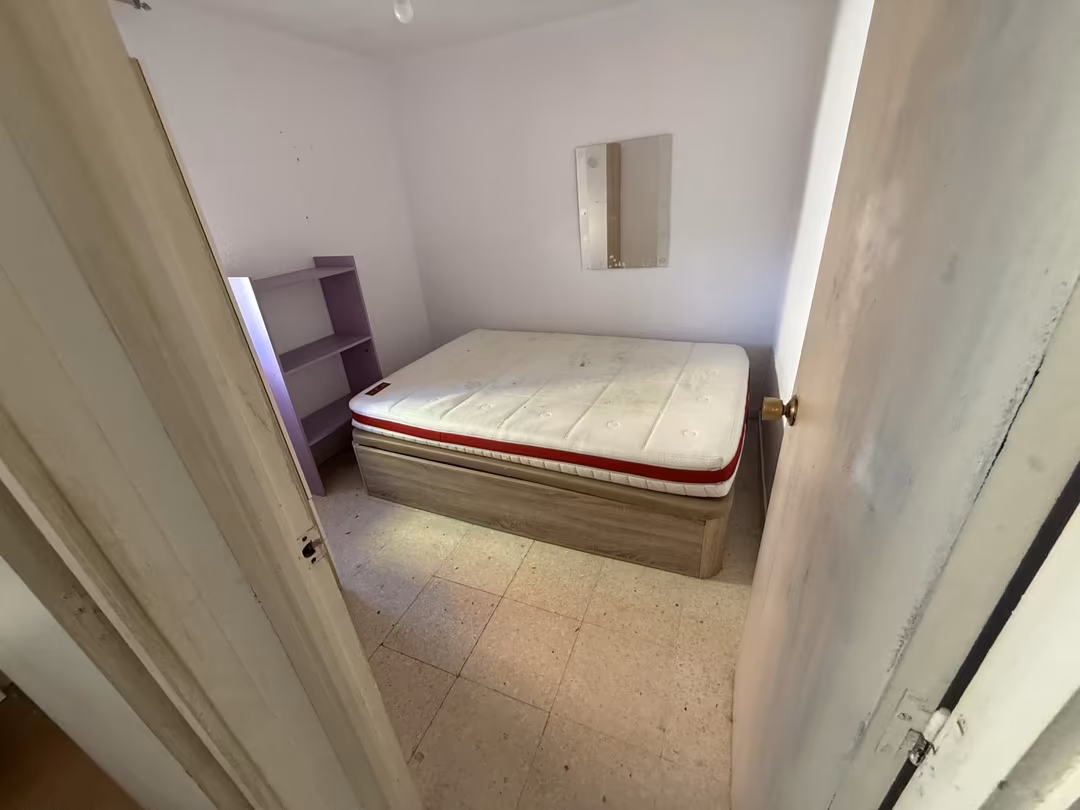 Piso en  Calle de Gregorio López Madera 29 - Foto 8