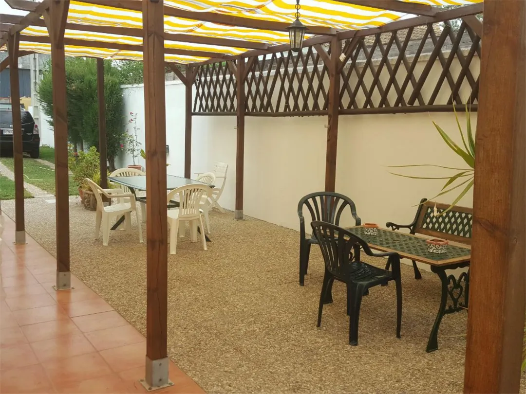 Chalet en  Carretera del Marquesado 11 - Foto 3