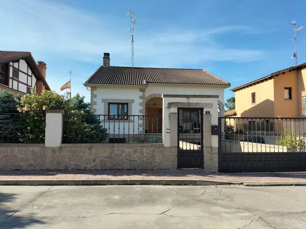 Casa o chalet independiente en Calle Haití, 5 - Foto 1