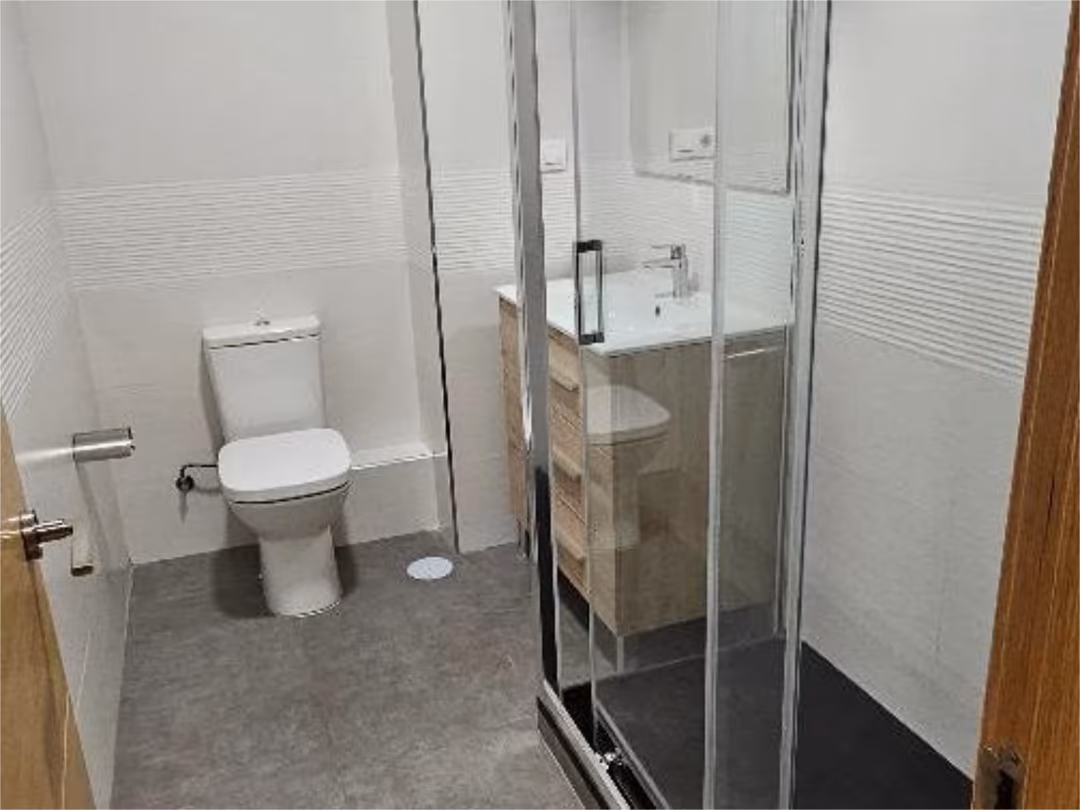 Piso en  Avenida de la Industria 13 - Foto 8