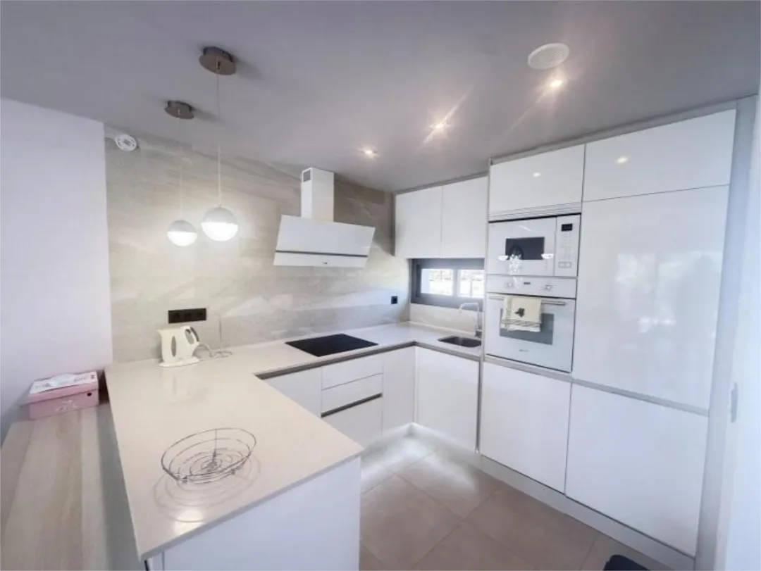 Piso en  Calle Doctor Severo Ochoa 0 - Foto 4