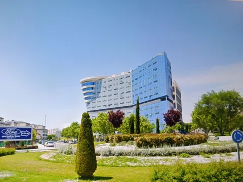 Estudio en avenida del juncal, 11