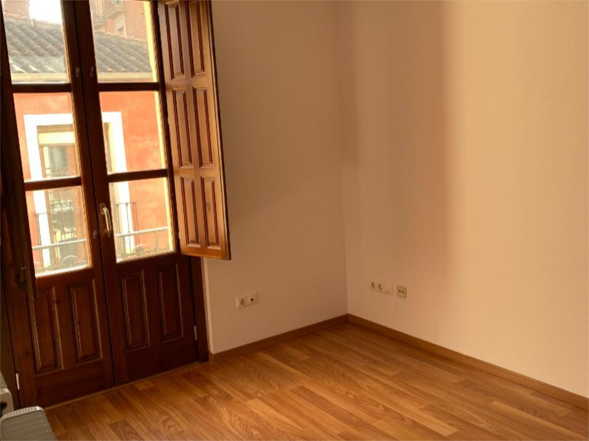 Piso en  Calle Maestro Alonso 9 - Foto 5