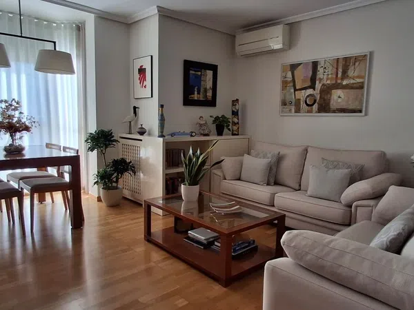 Piso en calle Antonio Romero, 10